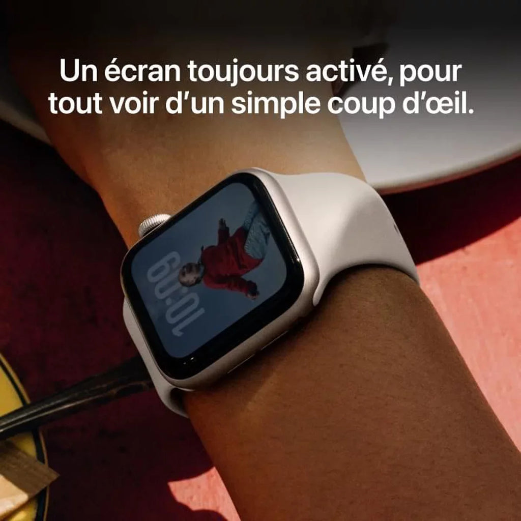 Apple Watch SE 3 GPS 40mm Boitier en Aluminium Lumiere Stellaire avec Bracelet Sport Lumiere Stellaire S/M